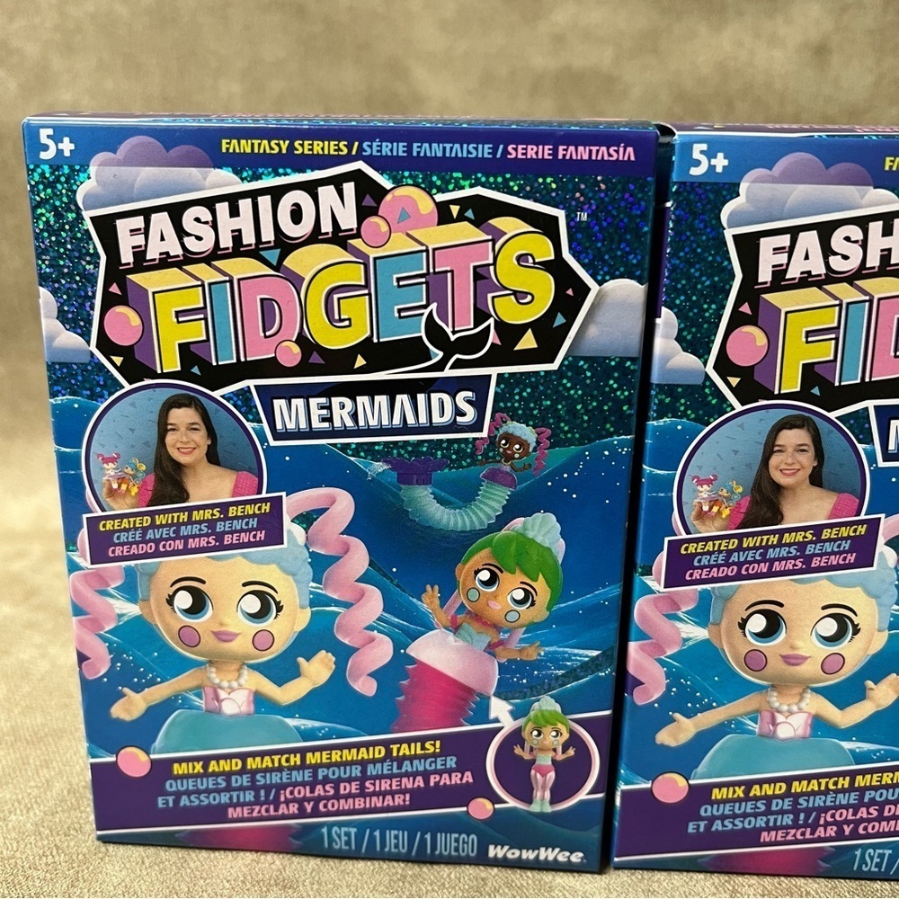 Lot of (2) Fashion Fidgets Mermaids Fantasy Series Wowwee 2 Blind Boxes New - Picture 3 of 4